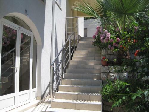 Hostal Villa Obad Guest House