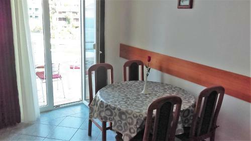 Hostal Villa Obad Guest House