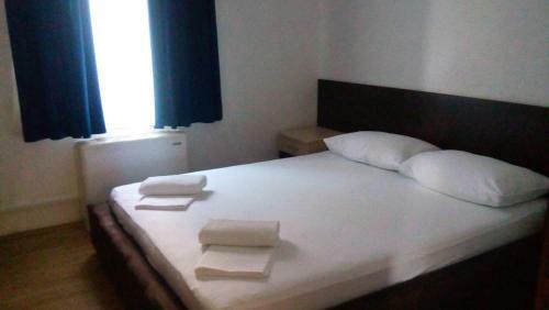 Hostal Villa Obad Guest House