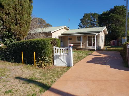 Sutton Forest Cottage