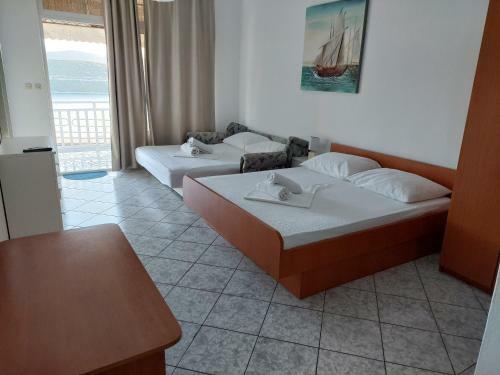 Apartments Menalo