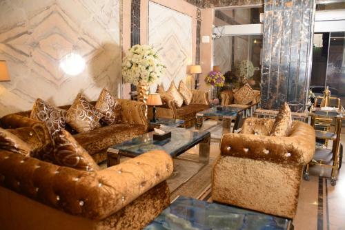 Manam Hotel Apartments
