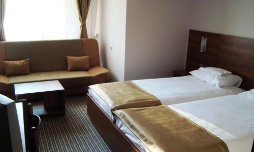 Hotel Damis