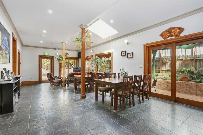 Hostal Alishan International Guest House