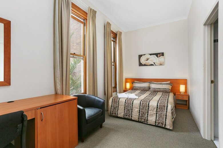 Hostal Alishan International Guest House