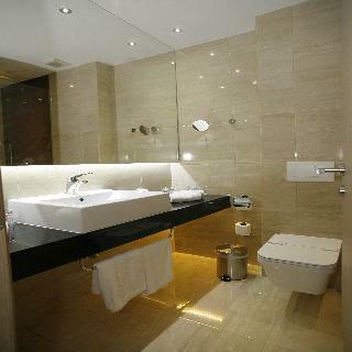 City Hotel