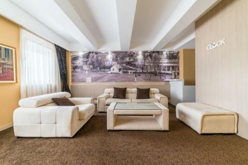 City Hotel