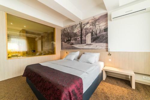 City Hotel