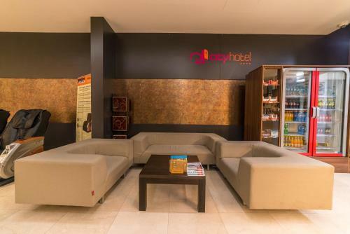 City Hotel