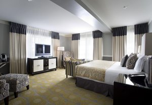 Ambassador Hotel Tulsa, Autograph Collection