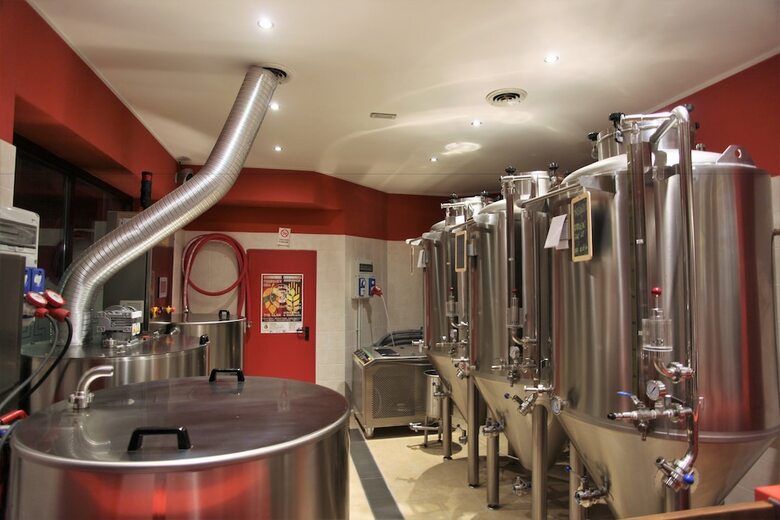 Hostal De La Tour