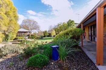 Motel River Country Inn