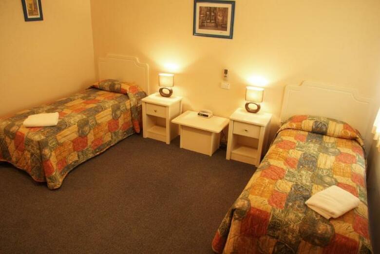 Cervantes Pinnacles Motel
