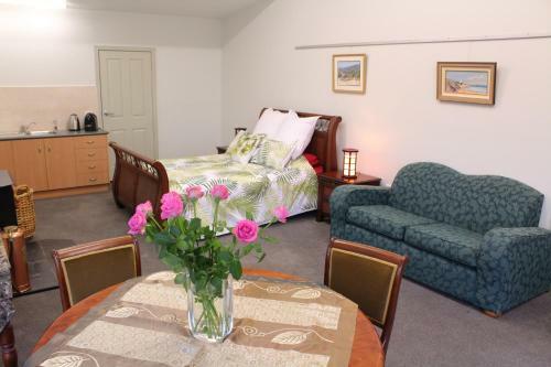 Bed & Breakfast Woodend Old School House