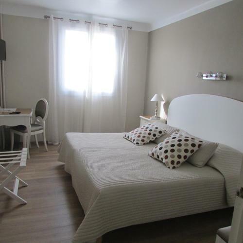 Hotel Le Castelet Des Alpilles