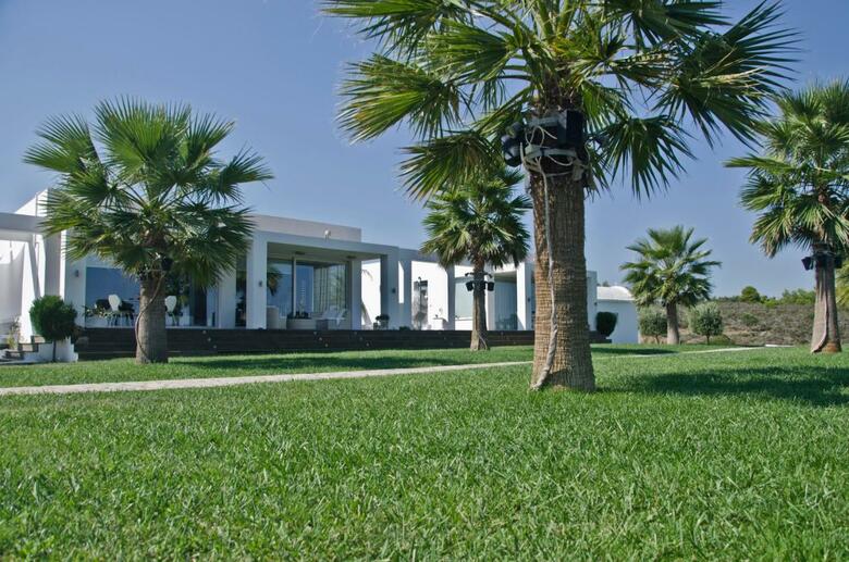 Villa Reveli Estate