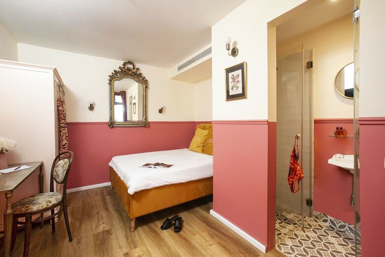 Peer Boutique Hotel
