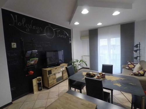 Apartamento Holidays In Trieste