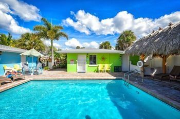 Siesta Key Beachside Villas