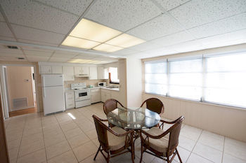Siesta Key Beachside Villas