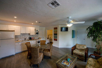 Siesta Key Beachside Villas