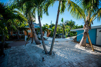 Siesta Key Beachside Villas