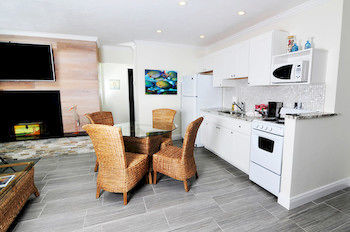 Siesta Key Beachside Villas