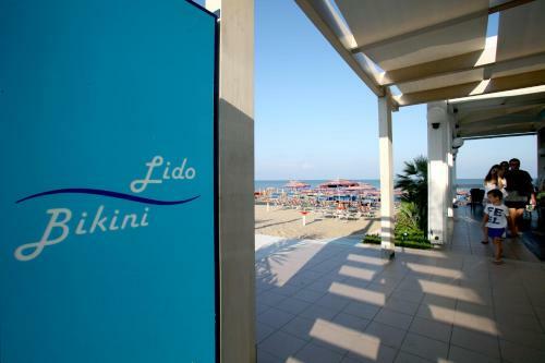 Bikini Hotel