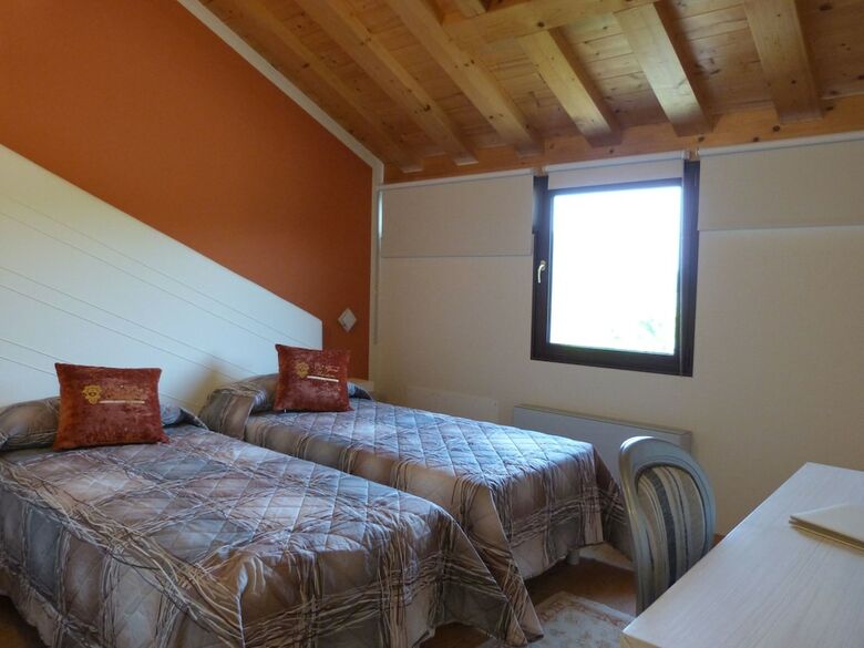 Hotel C� Zane Martin
