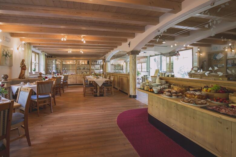 Hotel Garn� Lilly