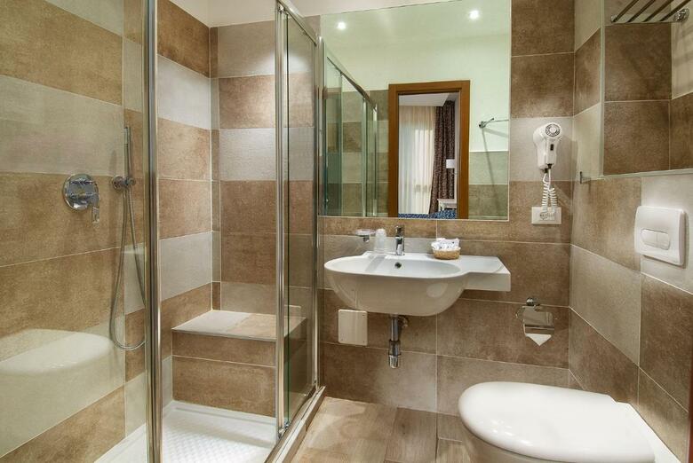 Hotel Mediterraneo Nihotels