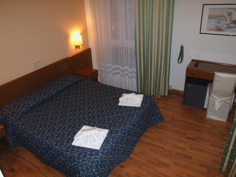 Hotel Mediterraneo Nihotels