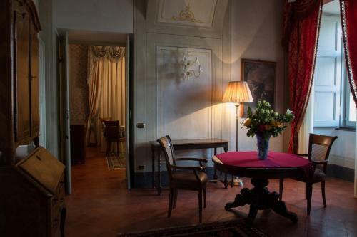 Hotel Castello Di Guarene