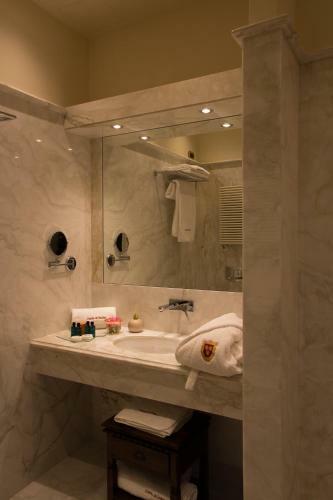 Hotel Castello Di Guarene