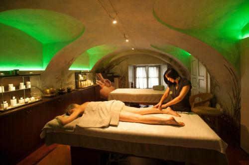 Hotel Castello Di Guarene
