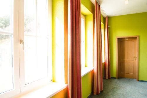 Land- Und Golfhotel Alte Fliegerschule