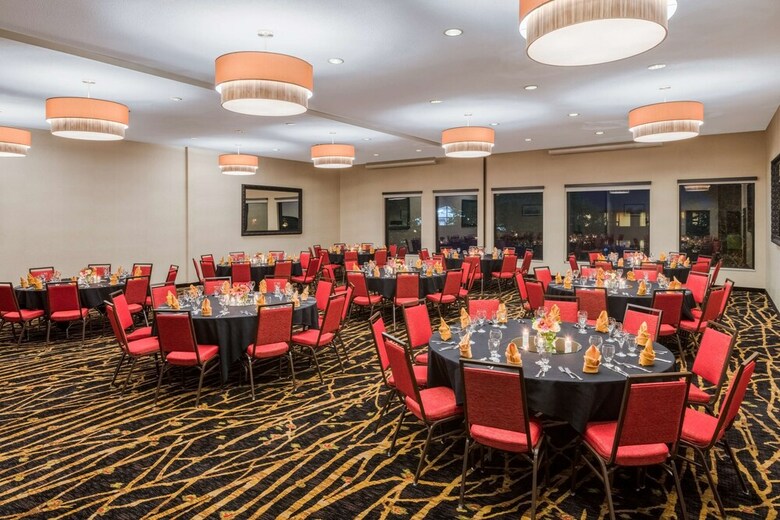Radisson Hotel Colorado Springs