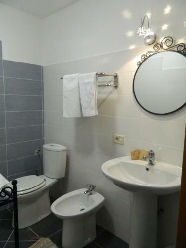 Bed & Breakfast Crispi Rooms