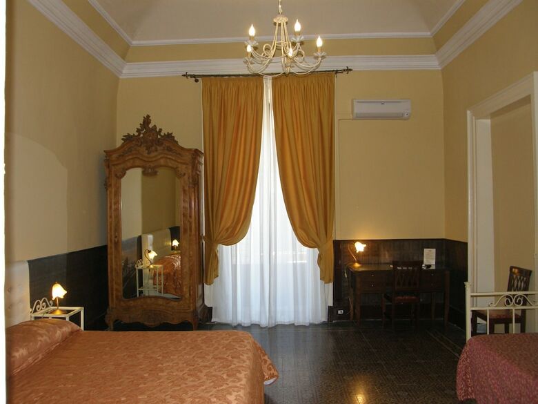 Hostal Il Gattopardo House