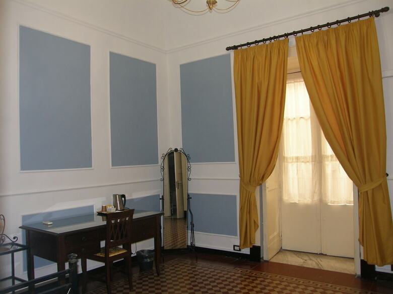 Hostal Il Gattopardo House
