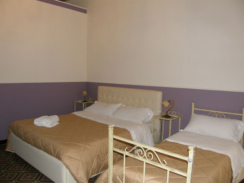 Hostal Il Gattopardo House