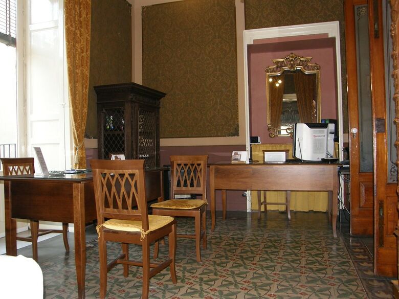 Hostal Il Gattopardo House