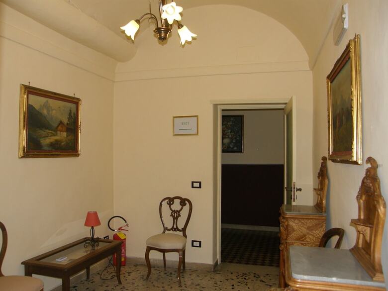 Hostal Il Gattopardo House
