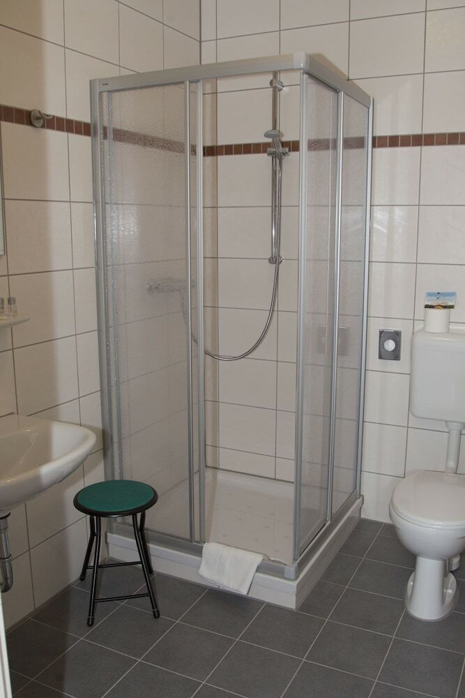 Hostal Hotel Seeblick Garni