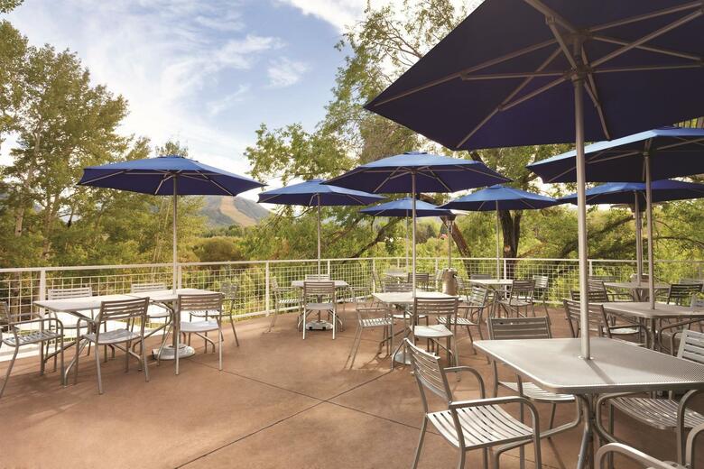 Hotel Aspen Meadows Resort