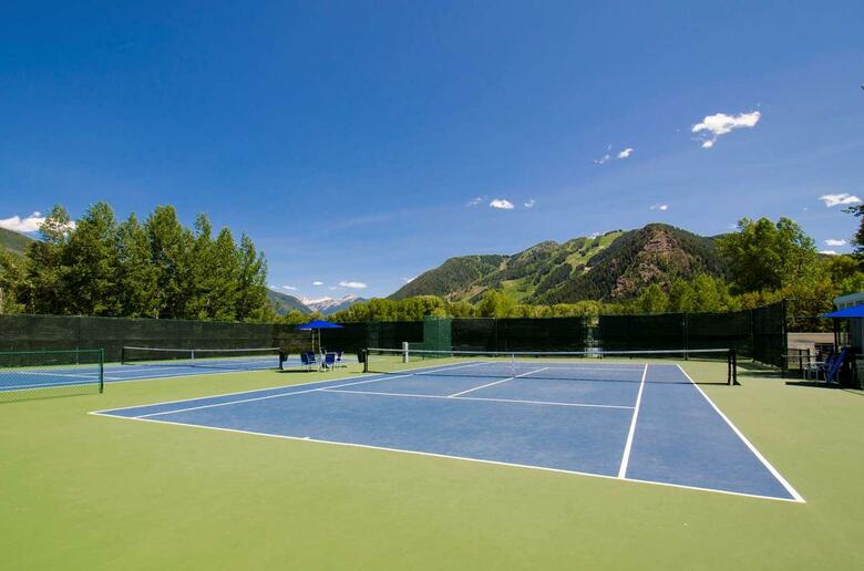 Hotel Aspen Meadows Resort
