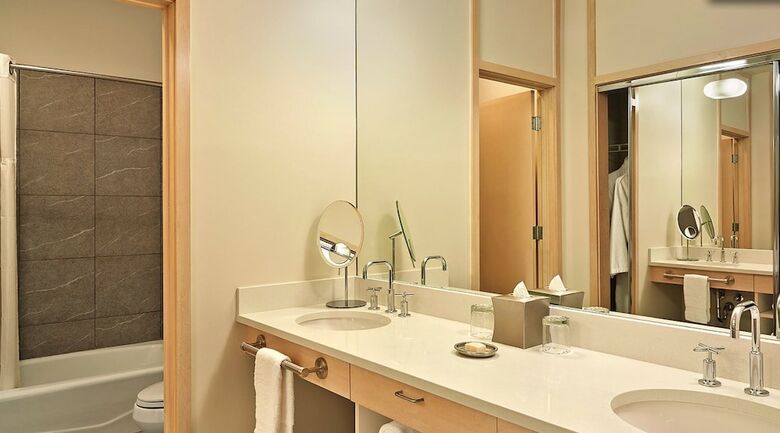 Hotel Aspen Meadows Resort