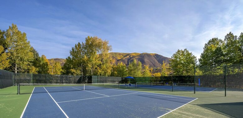 Hotel Aspen Meadows Resort