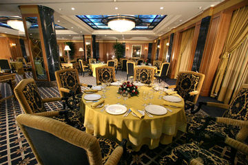 Hotel Donbass Palace