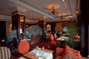 Hotel Donbass Palace